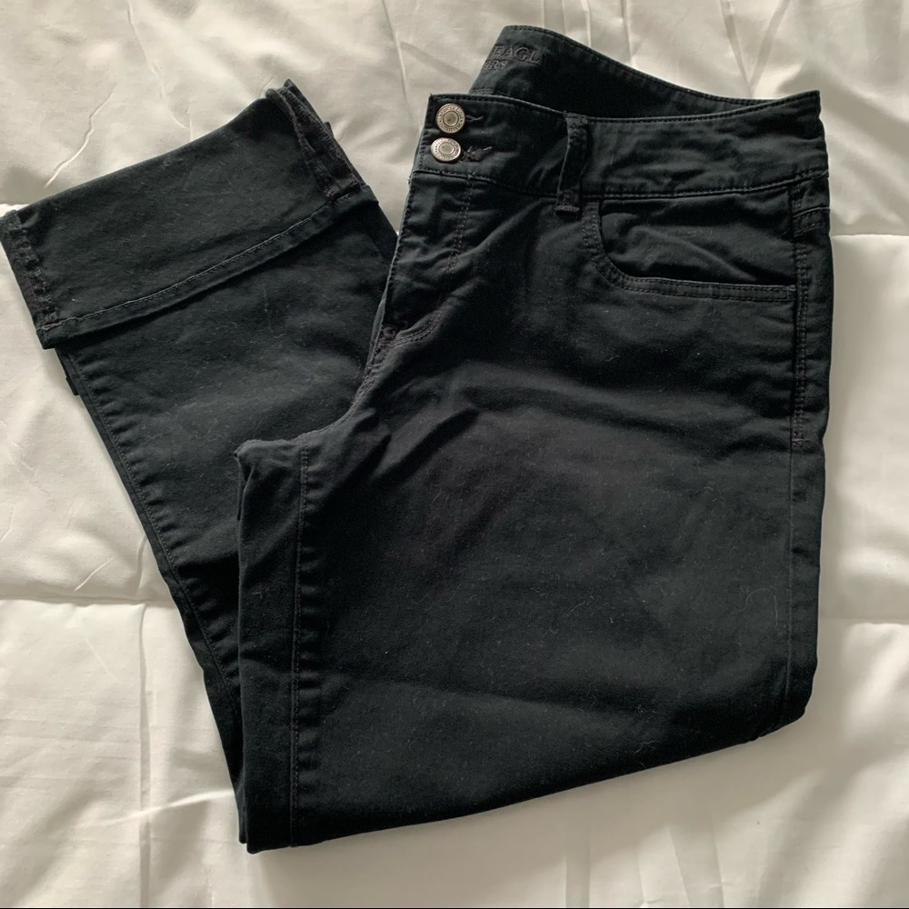 AE Black Artist Crop Jeans
American Eagle Outfitters